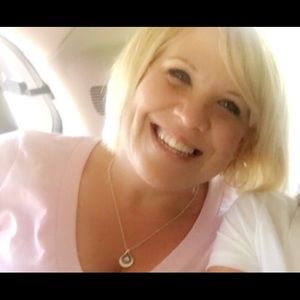 Meet your Posher, Traci